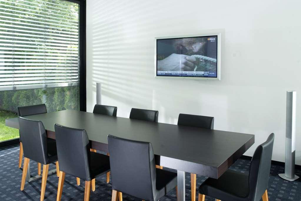 Ara Comfort Hotel 4*