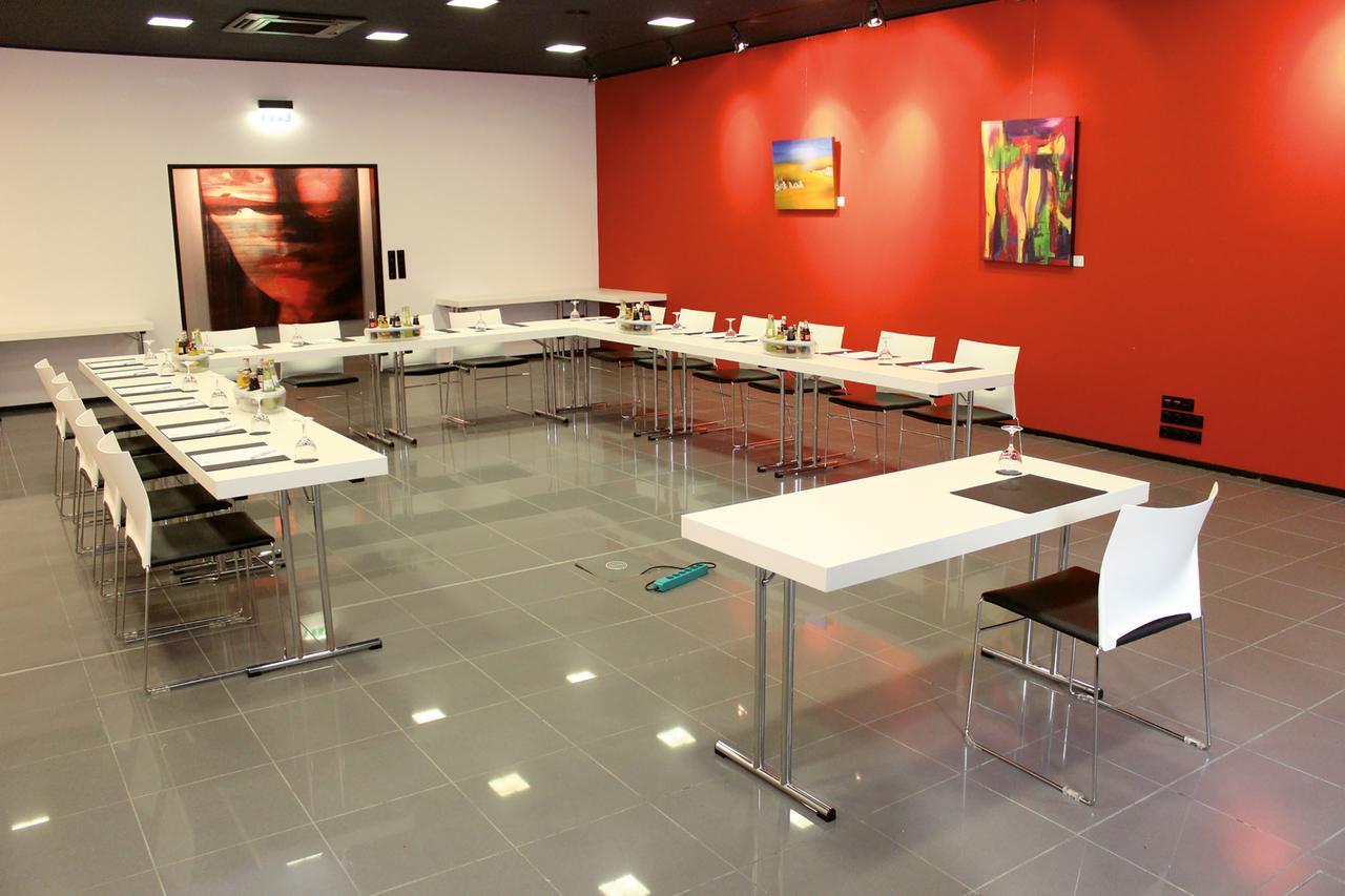 Ara Comfort 4*